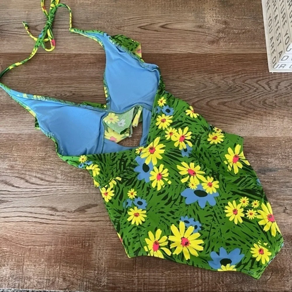 NWT Aerie Green Floral 1PC Swimsuit